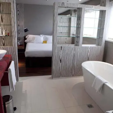 Alfonso Hotel 4*