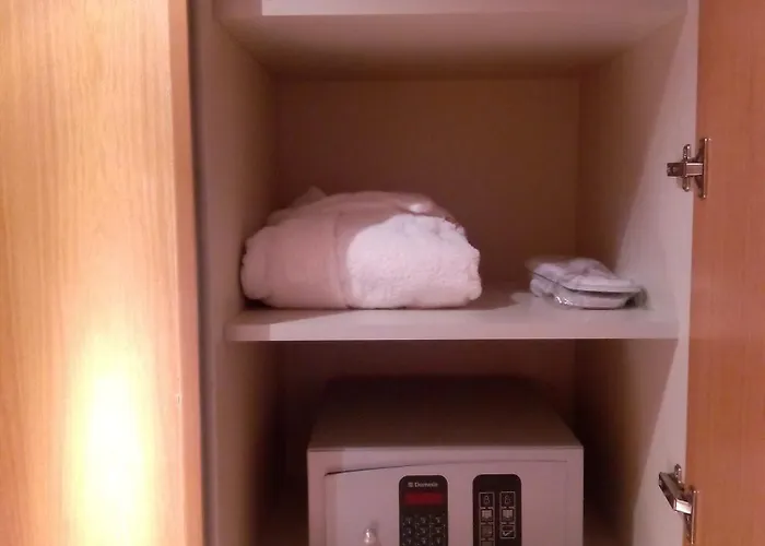 Hotell Alfonso Zaragoza